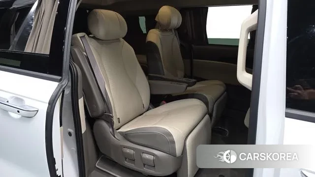 Kia The New Carnival 4th Generation 2024 Белый из Кореи, фото 2