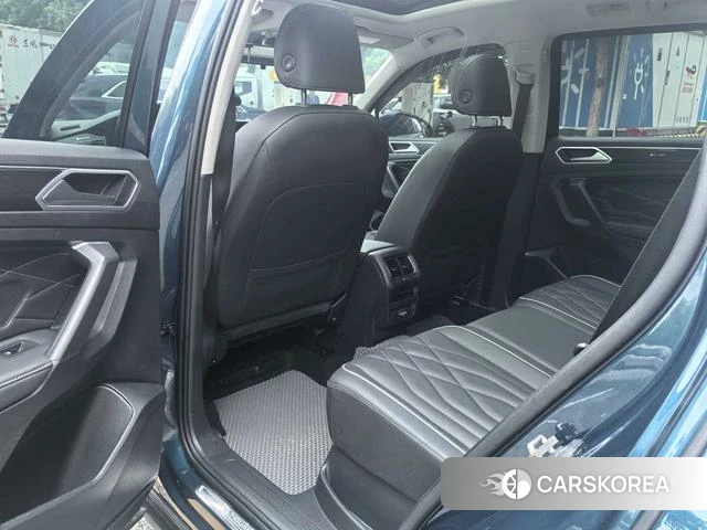 Volkswagen Tiguan L 2022 Синий из Китая, фото 2
