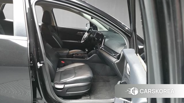 Kia Sportage 5th Generation 2022 Черный из Кореи, фото 2