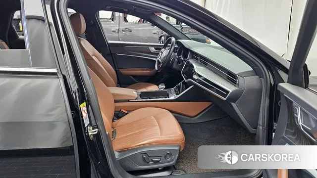 Audi A6 (C8) 2021 Черный из Кореи, фото 2