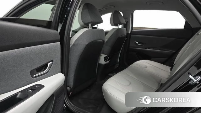 Hyundai Avante (CN7) 2022 Черный из Кореи, фото 2