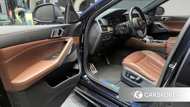 BMW X6 (G06) 2023 Черный из Кореи, фото 2