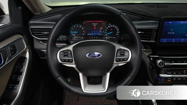 Ford Explorer 6th Generation 2023 Белый из Кореи, фото 2