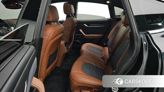 Maserati Levante 2020 Серый из Кореи, фото 2