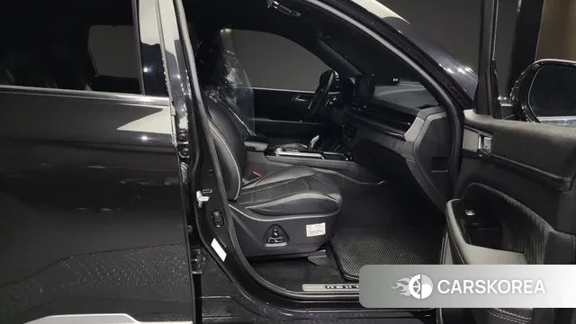 Ssangyong Rexton New Arena 2023 Черный из Кореи, фото 2