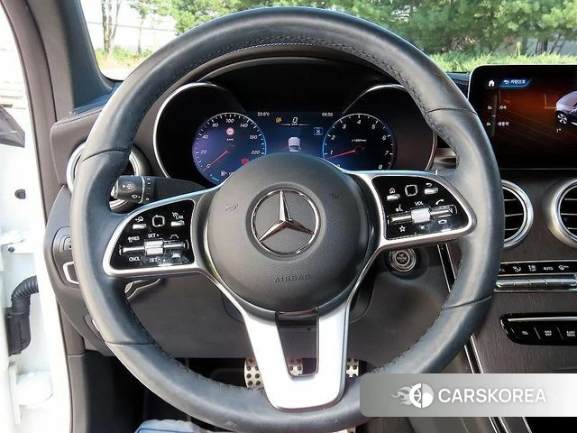 Mercedes-Benz GLC-Class X253 2021 Белый из Кореи, фото 2
