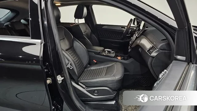 Mercedes-Benz GLE - Class W166 2018 Черный из Кореи, фото 2