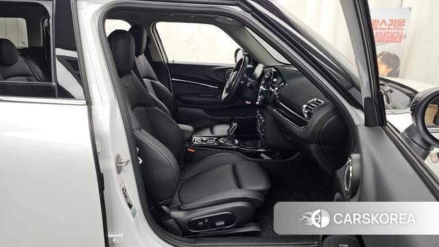 Mini Cooper Clubman 2023 Белый из Кореи, фото 2