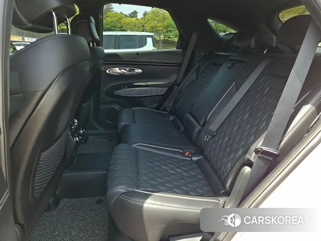 Genesis GV70 2021 Белый из Кореи, фото 2