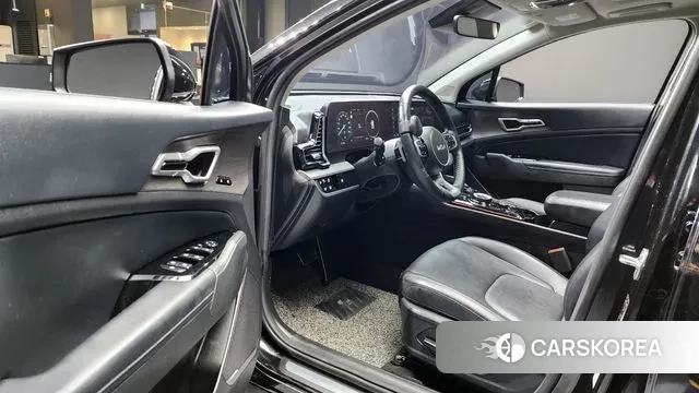 Kia Sportage 5th Generation Hybrid 2023 Черный из Кореи, фото 2