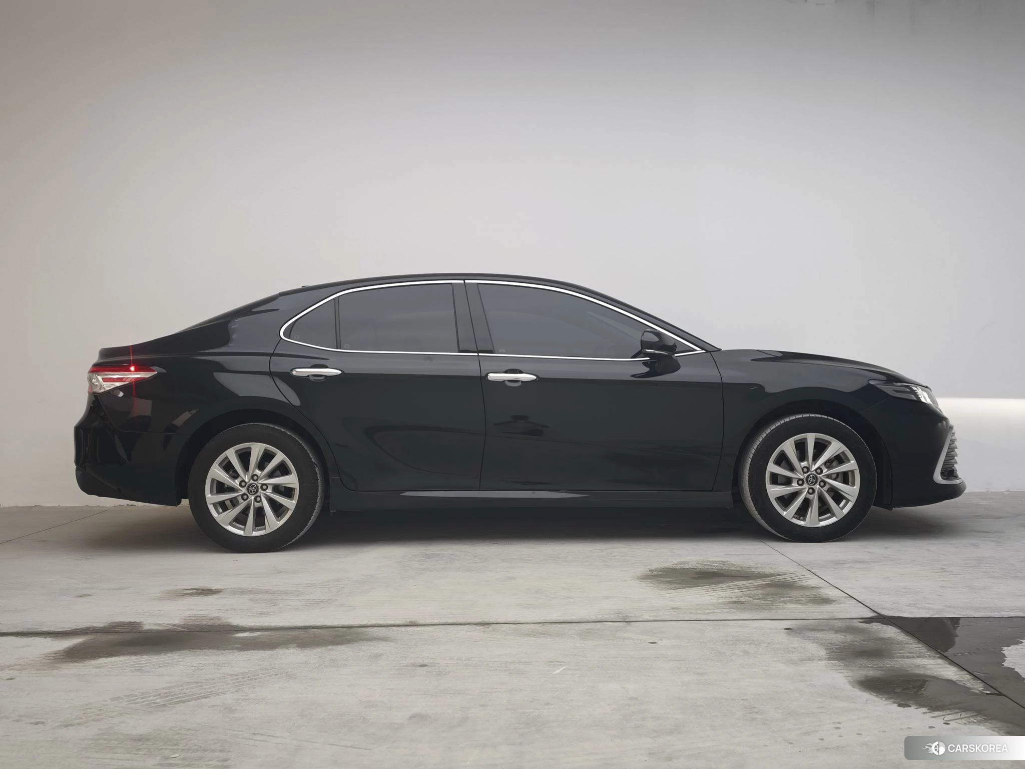 Toyota Camry 2021 Черный из Китая, фото 2