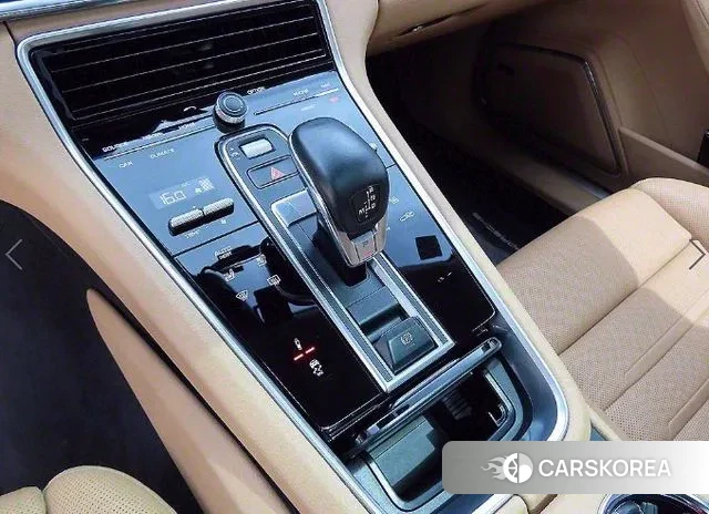 Porsche Panamera (971) 2020 Черный из Кореи, фото 2