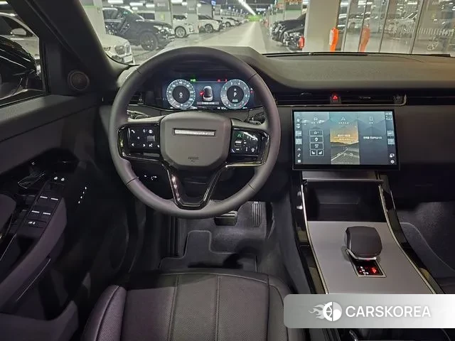 Land Rover Range Rover Evoque 2nd Generation 2025 Белый из Кореи, фото 2