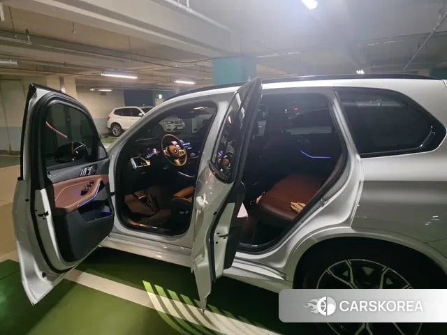 BMW X5 (G05) 2025 Белый из Кореи, фото 2