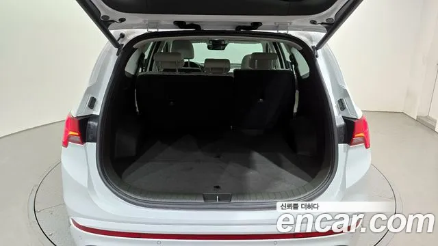 Hyundai The New Santa Fe 2023 Белый из Кореи, фото 2