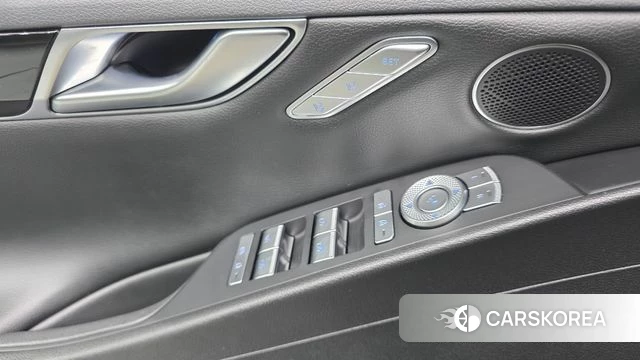 Genesis G80 (RG3) 2022 Черный из Кореи, фото 2