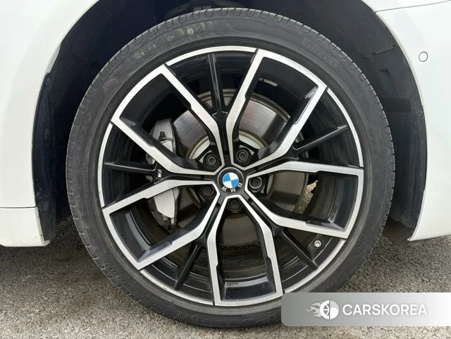 BMW 5 series 2022 Белый из Китая, фото 2