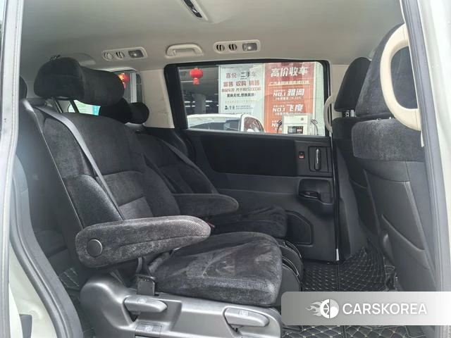 Honda Odyssey 2025 Белый из Китая, фото 2
