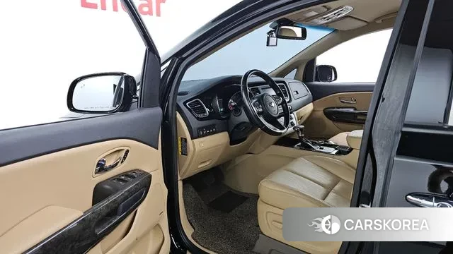 Kia The New Carnival 2018 Черный из Кореи, фото 2