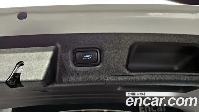 Hyundai The New Santa Fe 2023 Белый из Кореи, фото 2