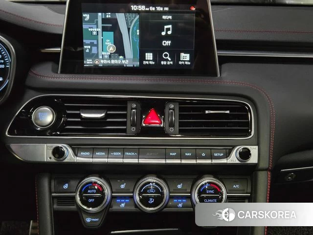 Genesis G70 2018 Черный из Кореи, фото 2