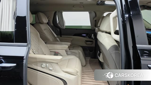 Kia Carnival 4th generation 2023 Черный из Кореи, фото 2