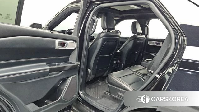 Ford Explorer 6th Generation 2020 Черный из Кореи, фото 2