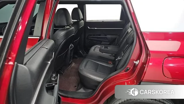 Ssangyong Torres 2022 Красный из Кореи, фото 2