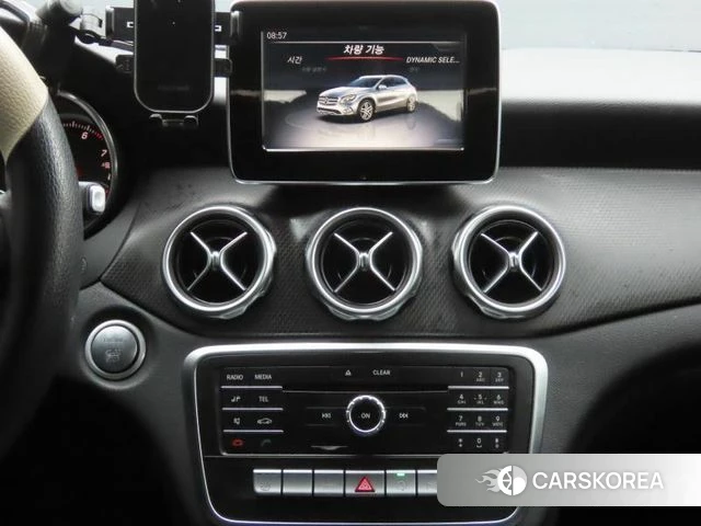 Mercedes-Benz GLA-Class X156 2019 Черный из Кореи, фото 2