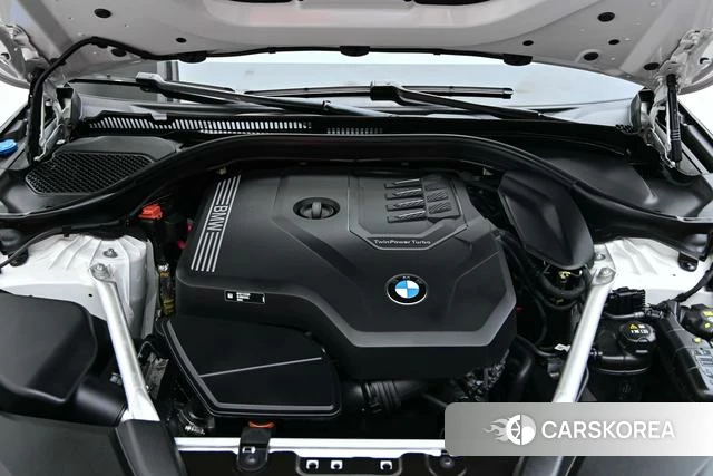 BMW 5 series 2024 Белый из Китая, фото 2