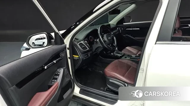 Kia Seltos 2019 Белый из Кореи, фото 2