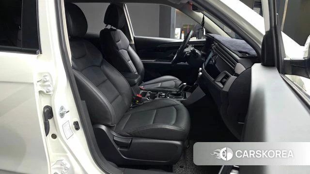 Ssangyong Beautiful Korando 2020 Жемчужный цвет из Кореи, фото 2