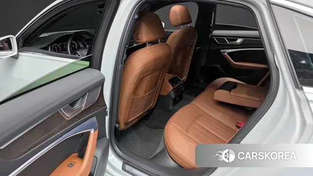 Audi A6 (C8) 2020 Белый из Кореи, фото 2