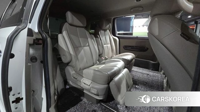 Kia The New Carnival 2019 Белый из Кореи, фото 2