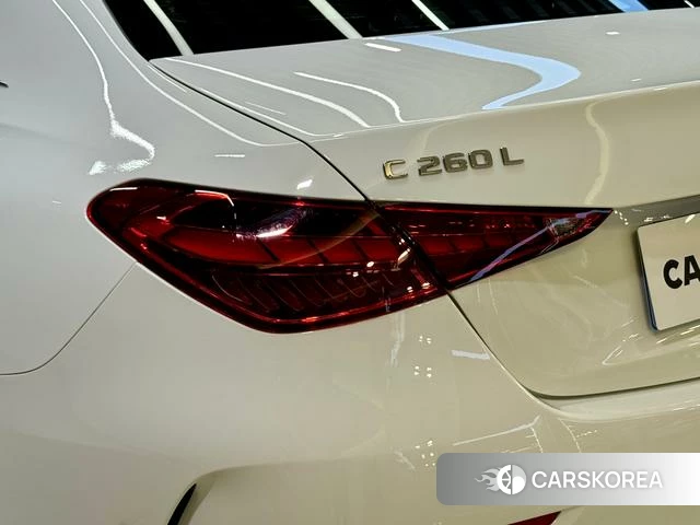 Mercedes-Benz Class C 2025 Белый из Китая, фото 2