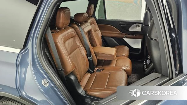 Lincoln Aviator 2nd generation 2021 Небесно-голубой из Кореи, фото 2