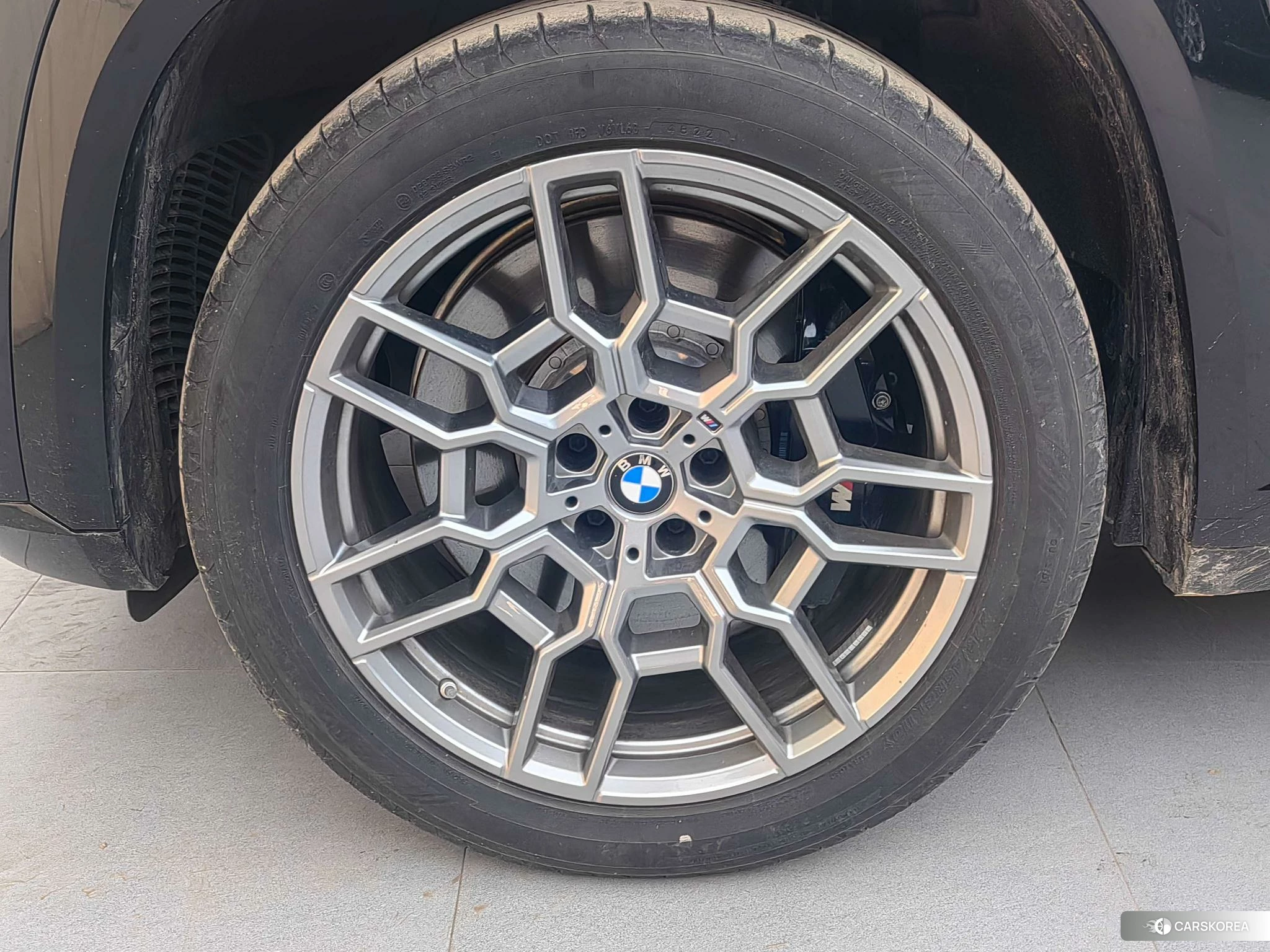 BMW XM 2023 Черный из Китая, фото 2