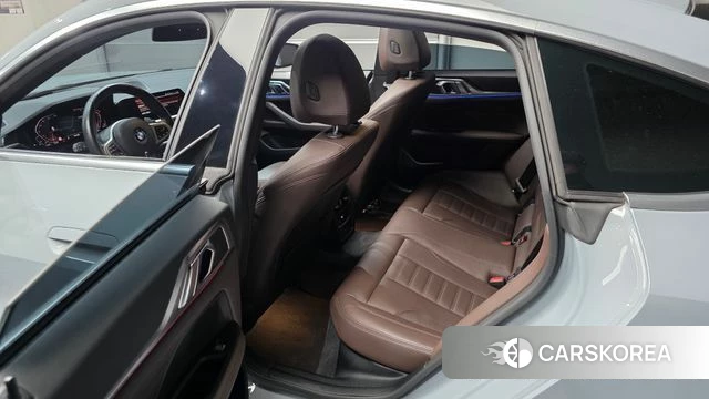 BMW 4 Series (G22) 2022 Небесно-голубой из Кореи, фото 2
