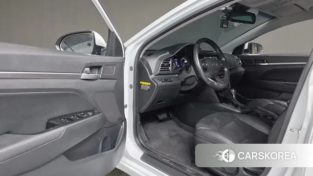 Hyundai The New Avante AD 2019 Белый из Кореи, фото 2