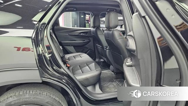 Chevrolet (GM Daewoo) Trailblazer 2023 Черный из Кореи, фото 2