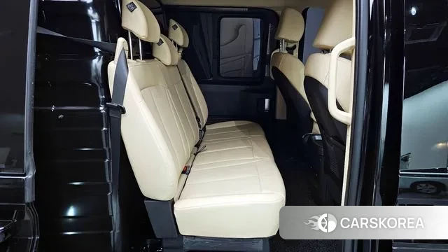 Hyundai Staria 2023 Черный из Кореи, фото 2