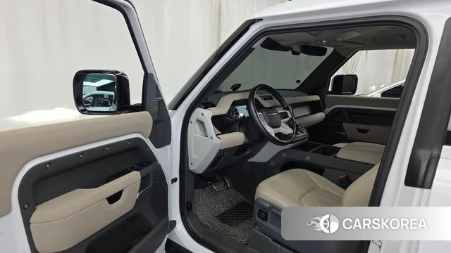 Land Rover Defender (L663) 2021 Белый из Кореи, фото 2