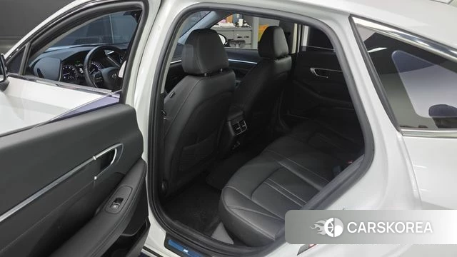 Hyundai Sonata (DN8) 2022 Белый из Кореи, фото 2