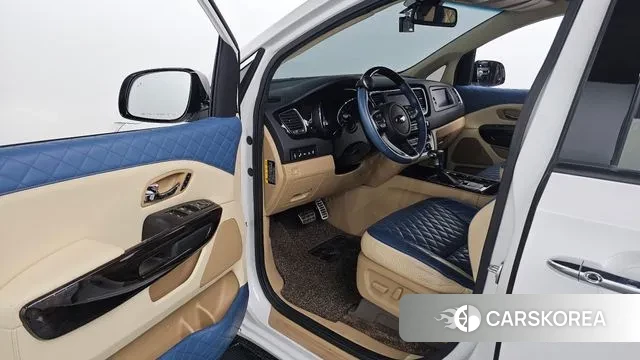 Kia The New Carnival 2020 Белый из Кореи, фото 2