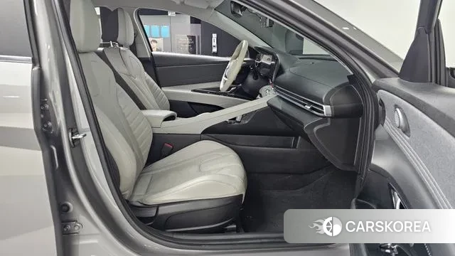 Hyundai Avante (CN7) 2020 Серебристо-серый из Кореи, фото 2