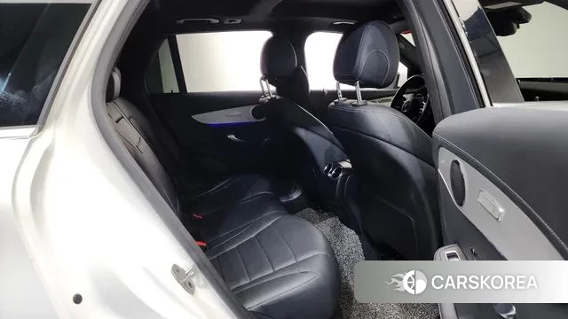 Mercedes-Benz GLC-Class X253 2021 Белый из Кореи, фото 2