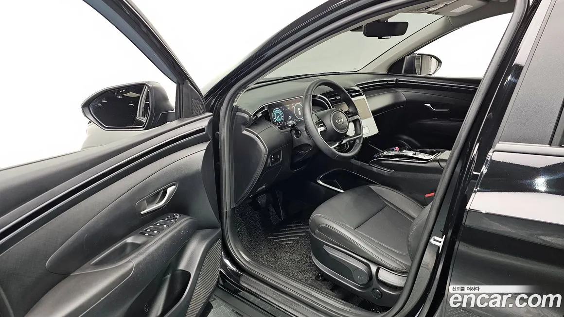 Hyundai Tucson (NX4) 2023 Черный из Кореи, фото 2