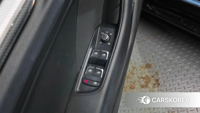 Audi New A3 2018 Черный из Кореи, фото 2