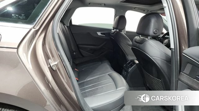 Audi A4 (B9) 2018 Коричневый из Кореи, фото 2
