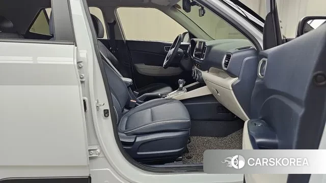 Hyundai Venue 2021 Белый из Кореи, фото 2